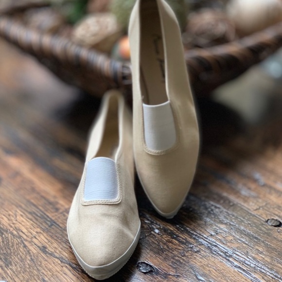 chinese laundry kitten heels